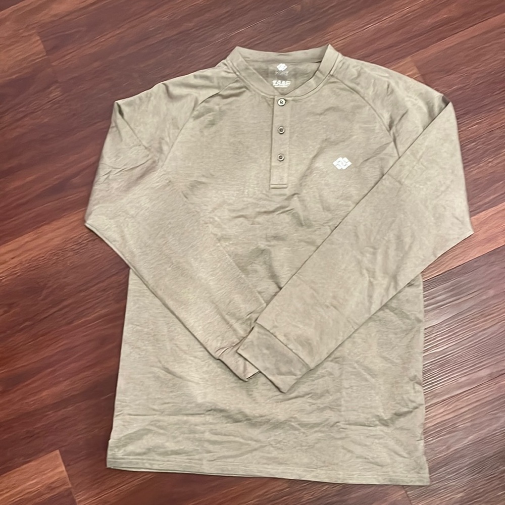 Mofiz men’s medium long sleeve shirt dri-fit athletic material olive green NEW